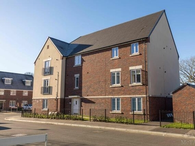 2 Bedroom Apartment For Sale In Crawley