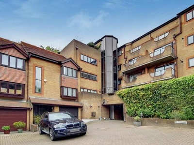 2 Bedroom Apartment For Sale In Highgate