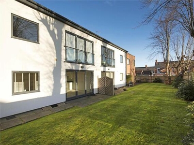 2 Bedroom Apartment Henley On Thames Oxfordshire