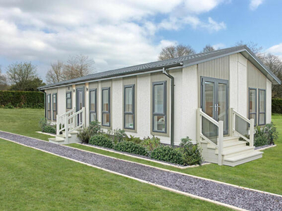 2 Bedroom Park Home For Sale In Norfolk