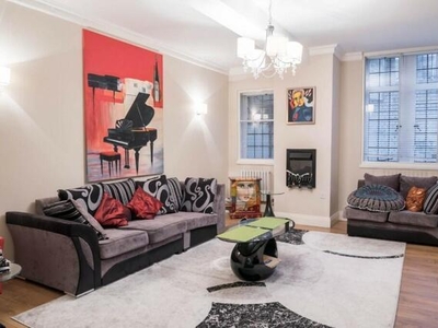3 Bedroom Apartment London Westminster