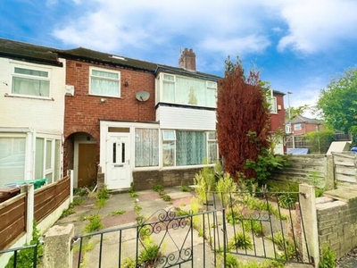 3 Bedroom Terraced House For Sale In Salford, Greater Manchester