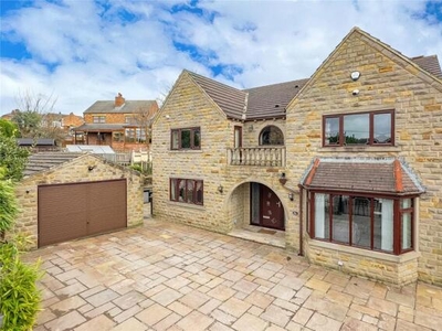 4 Bedroom Detached House For Sale In Tingley, Wakefield