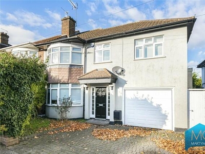 4 Bedroom Semi-detached House For Sale In High Barnet, Hertfordshire