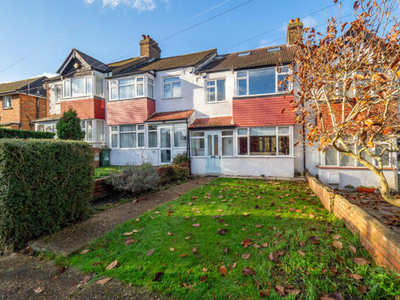 4 Bedroom Terraced House For Sale In Cheam, Sutton