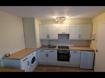 1 Bed Flat, Prince William Court, CB4