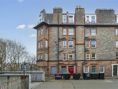 1 bed second floor flat for sale in Easter Road