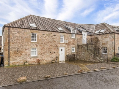 2 bed first floor flat for sale in Kingsbarns