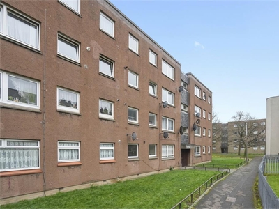 3 bed ground floor flat for sale in Leith