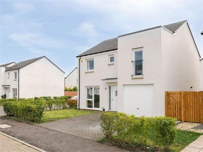 4 bed detached house for sale in Craigmillar