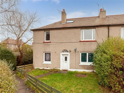 4 bed double upper flat for sale in Parkhead