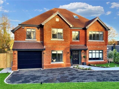 5 Bedroom Detached House For Sale In Tadworth