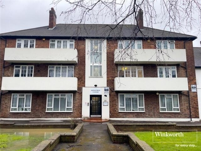 2 Bedroom Apartment For Sale In Stanmore, Middlesex