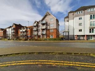 2 Bedroom Flat For Sale In City Centre, Chester