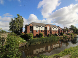 2 Bedroom Flat For Sale In Parbold