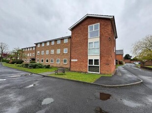 2 Bedroom Ground Floor Flat For Sale In Southport