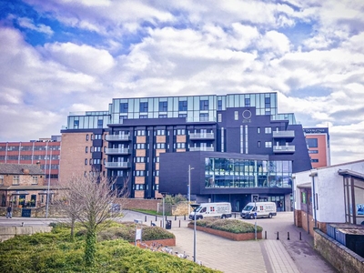 One The Brayford, Brayford Wharf North, LINCOLN - 1 bedroom apartment