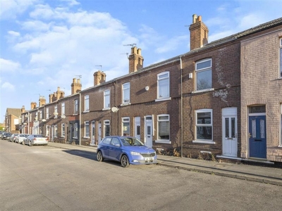 St. Johns Road, DONCASTER - 2 bedroom terraced house