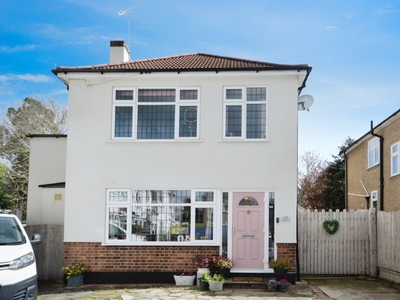 The Grove, Brentwood - 4 bedroom detached house