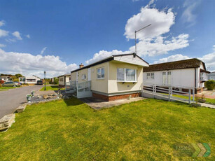 1 Bedroom Park Home For Sale In Canvey Island