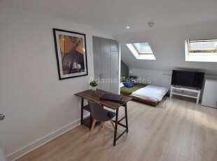 1 bedroom studio flat to rent Reading, RG30 2TH
