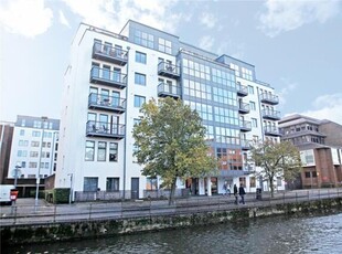 2 Bedroom Apartment For Rent In Reading, Berkshire