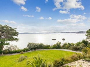 2 Bedroom Apartment For Sale In Torquay, Devon