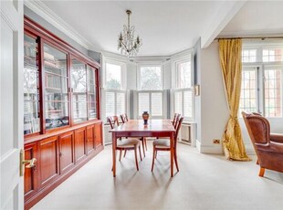3 Bedroom Apartment For Sale In Fulham, London