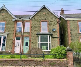 3 Bedroom House Pontardawe Pontardawe