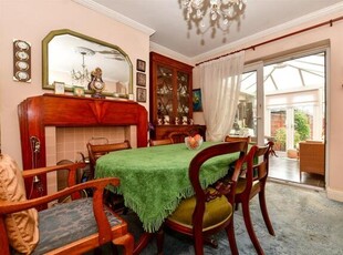 3 Bedroom Semi-detached House For Sale In South Croydon