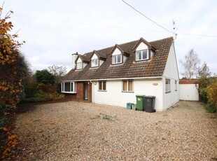 4 Bedroom Detached House For Rent In Theale