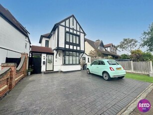 4 bedroom detached house to rent Westcliff On Sea, SS0 0AB