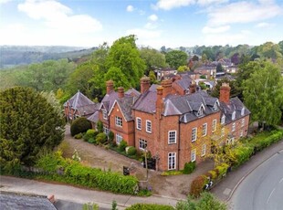 4 Bedroom Semi-detached House For Sale In Overton, Wrexham