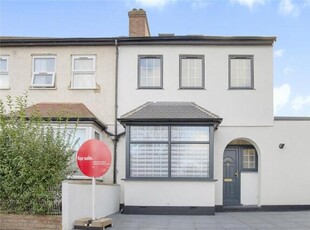4 Bedroom Semi-detached House For Sale In Walthamstow, London