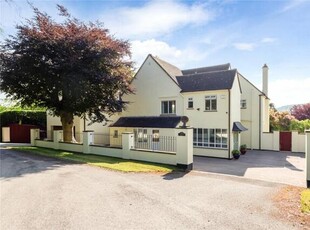 6 Bedroom Detached House For Sale In Painswick