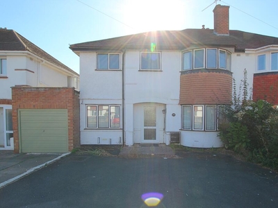 6 bedroom semi-detached house for rent in Available NOW - 1 Room - Woodstock Road, WR2