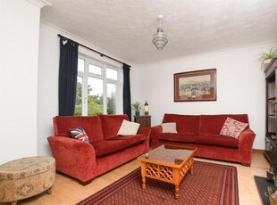 2 Bedroom Detached Bungalow For Sale In Greenhithe