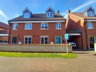 3 Bedroom Semi-detached House For Sale In Branston