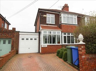 3 Bedroom Semi-detached House For Sale In High Pit Road