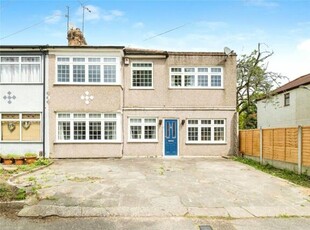 4 Bedroom End Of Terrace House For Sale In Hornchurch