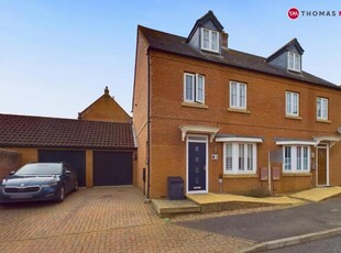 4 Bedroom Semi-detached House For Sale In Potton, Sandy