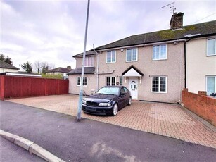 5 Bedroom Semi-detached House For Sale In Hayes, Greater London