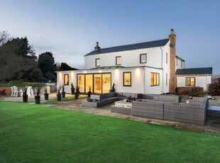 6 Bedroom Detached House For Sale In Daventry, Northamptonshire
