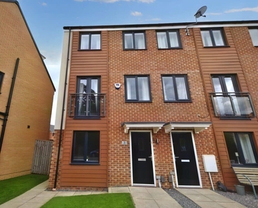 3 bedroom semi-detached house for sale in 3 Bedroom Townhouse for Sale on Willowbay Drive, Newcastle Great Park, NE13