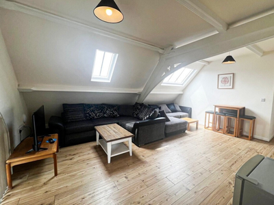 Holderness Road, HULL - 2 bedroom apartment