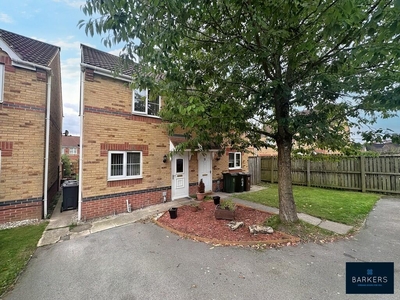2 bedroom semi-detached house for sale in Holme Bank Close, Bradford 4, BD4