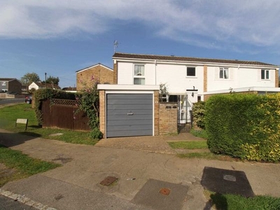 3 bedroom semi-detached house for sale High Wycombe, HP14 3EB