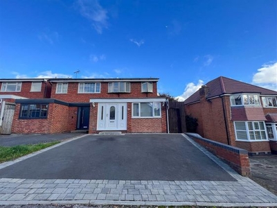 3 bedroom semi-detached house for sale Solihull, B90 1BE