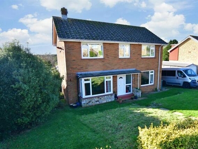 4 Bedroom Detached House For Sale In Brighstone, Newport