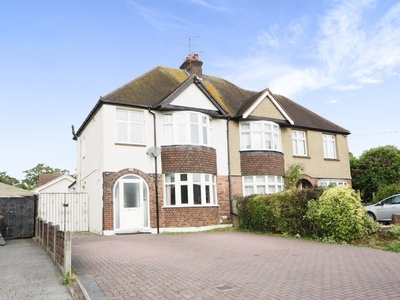 Chelmer Road, Chelmsford - 3 bedroom semi-detached house